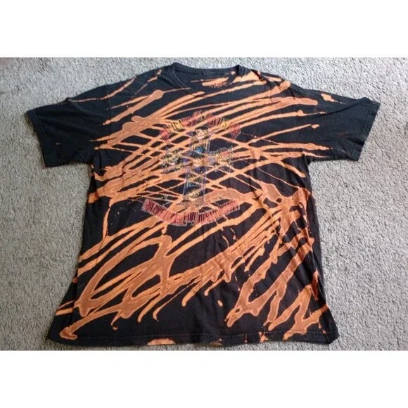 Divided Guns And Roses Women’s T Shirt Size Large Tie Dye Concert Tee - Picture 1 of 4